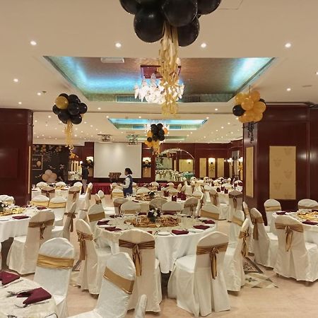 Royal Concorde Hotel & Suite 迪拜 外观 照片